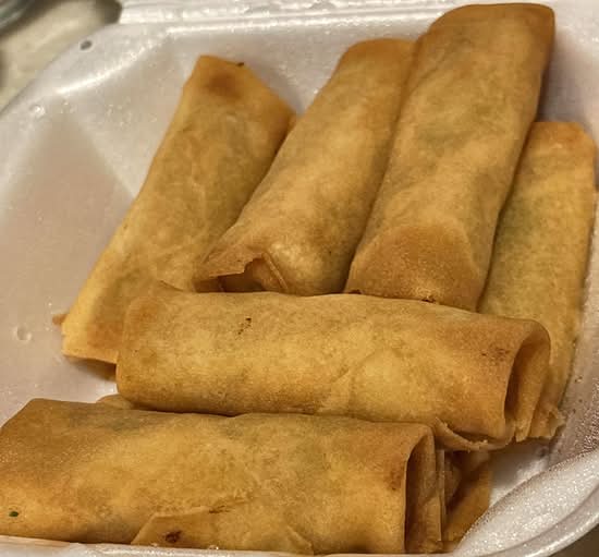 Vegetable Spring Roll (蔬菜春卷)